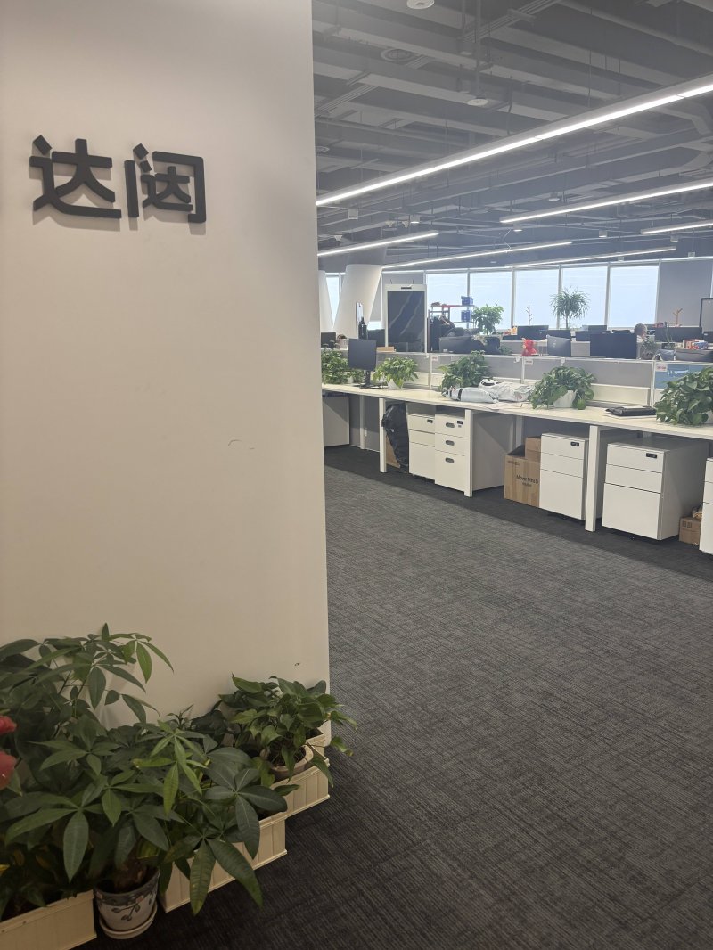 判断童装的好坏 不止要看面料成分 还要检查工艺细节